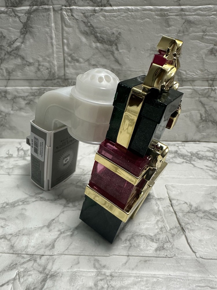BATH & BODY WORKS STACKING PRESENTS WALLFLOWERS PLUG IN. NEW