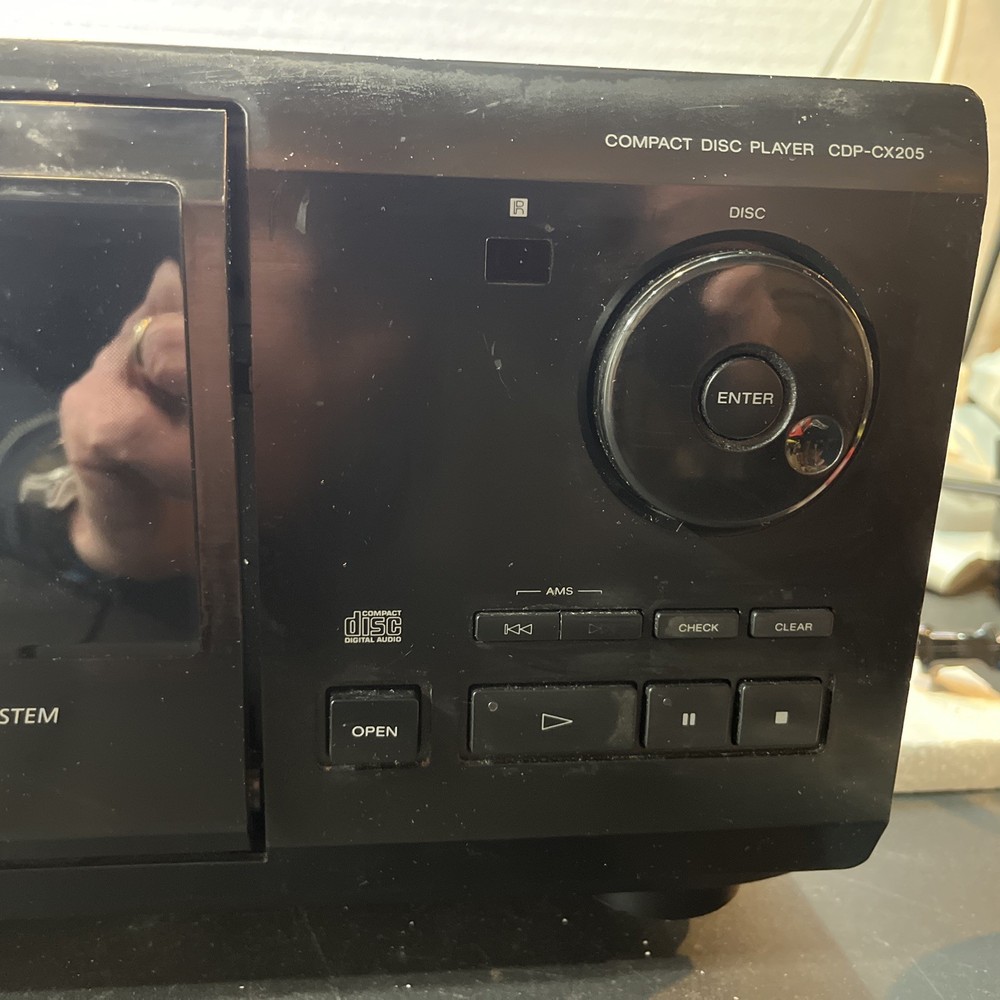 Sony 200 Disc CD Changer Stereo CDP-CX205 Mega Storage Tested/Working