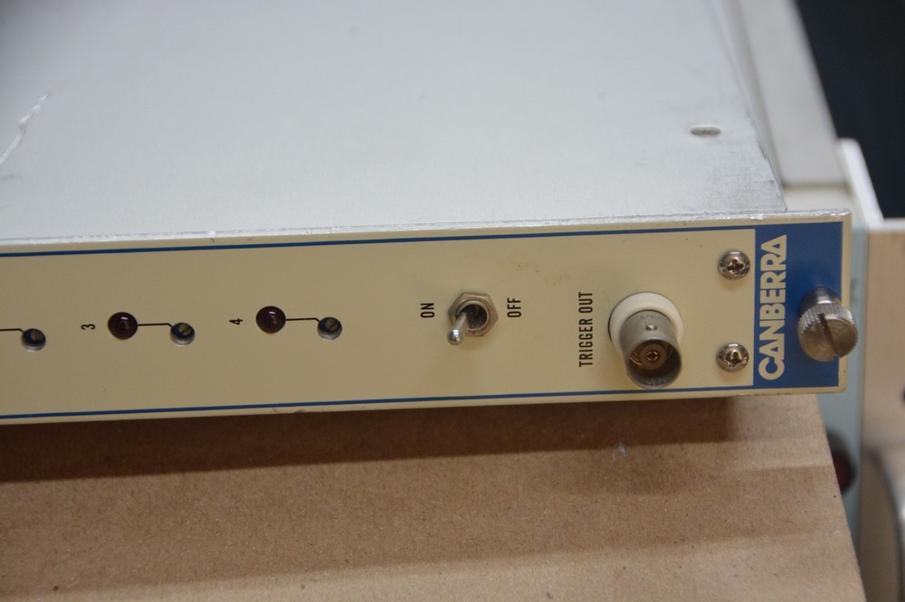 CANBERRA MODEL CSERF 1654 REFRENCE PULSER NIM BIN MODULE, EXC. COND., TESTED