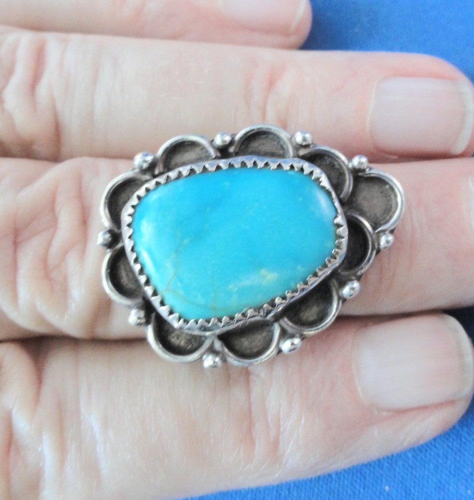 Silver Artisan Hand Crafted Turquoise Ring - Size 6 - -