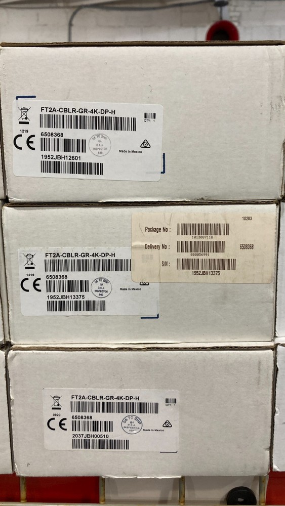 Crestron FT2A-CBLR-GR-4K-DP-H Gravity Cable Retractor