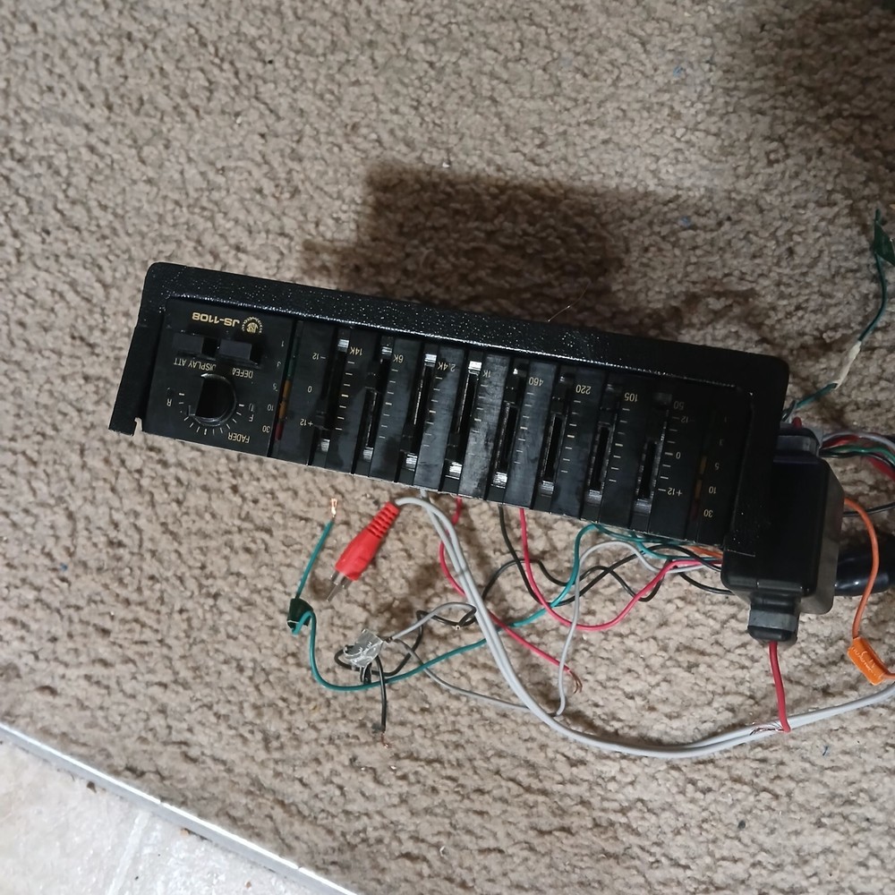 VINTAGE JS-1108 EQUALIZER PREAMP