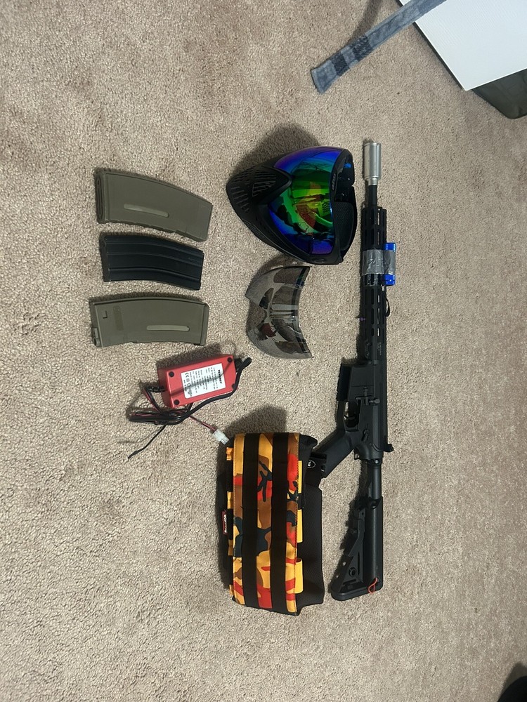 airsoft gun