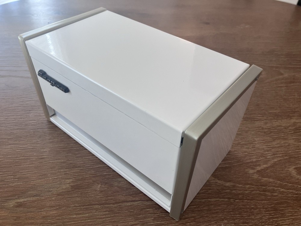 Snap On Tools Micro Tool Box White KMC923APT