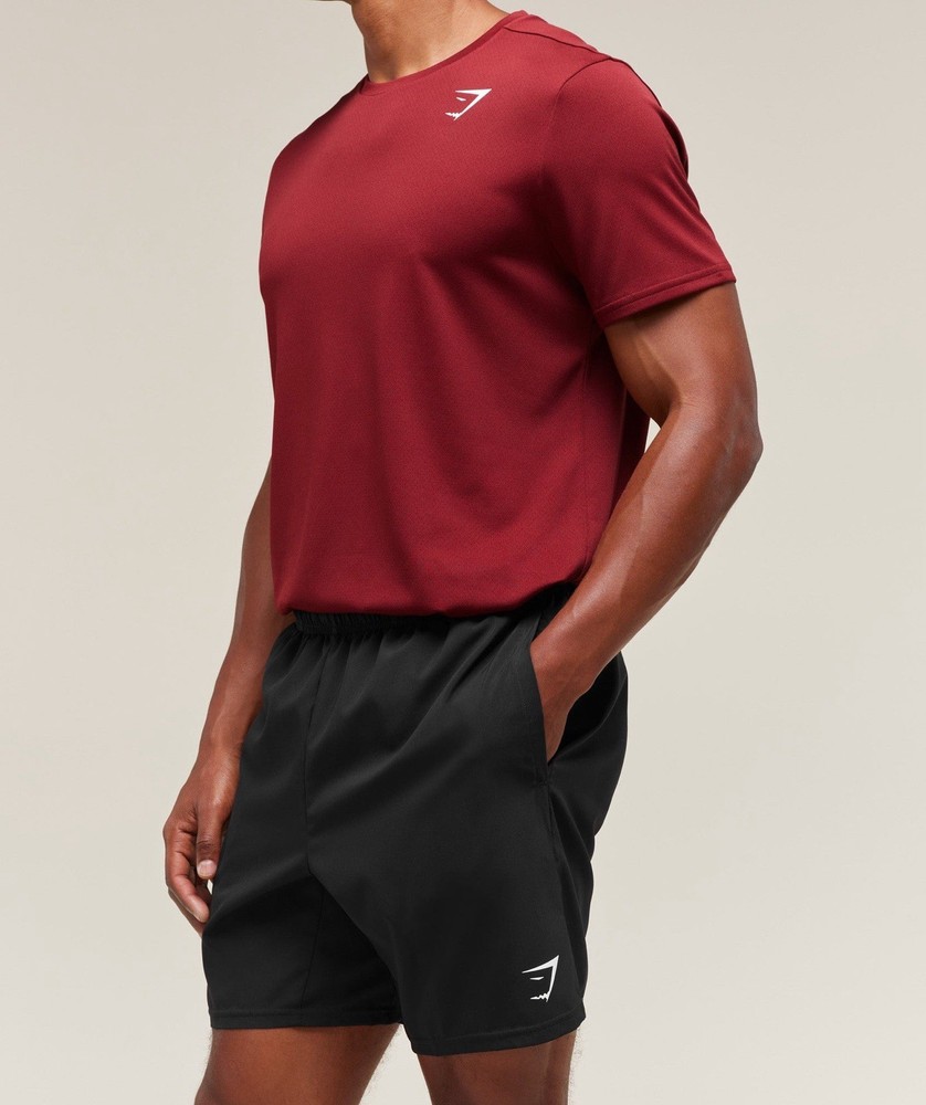 GYMSHARK Arrival 7” Shorts in Black - Size Small