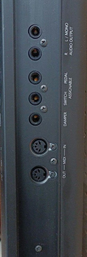 KORG KROME 61 Keys Synthesizer Used