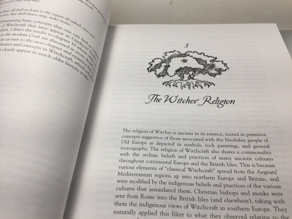 The Witches Craft by Raven Grimassi