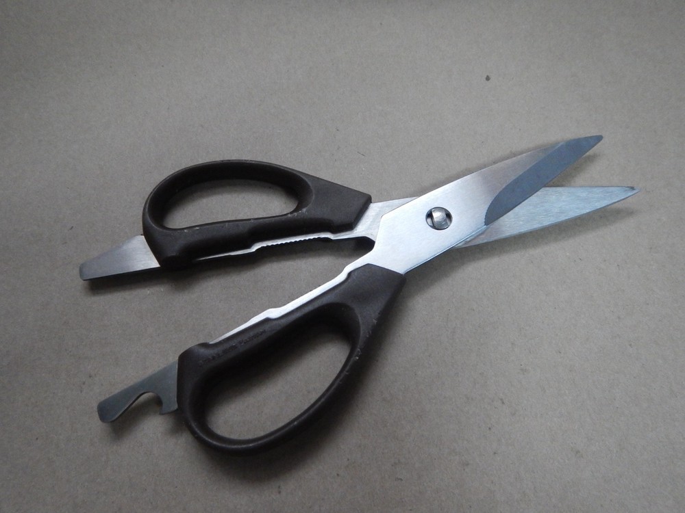 Chicago Cutlery Multi Stainless Kitchen Shears Sharp Built-In Bottle Opener