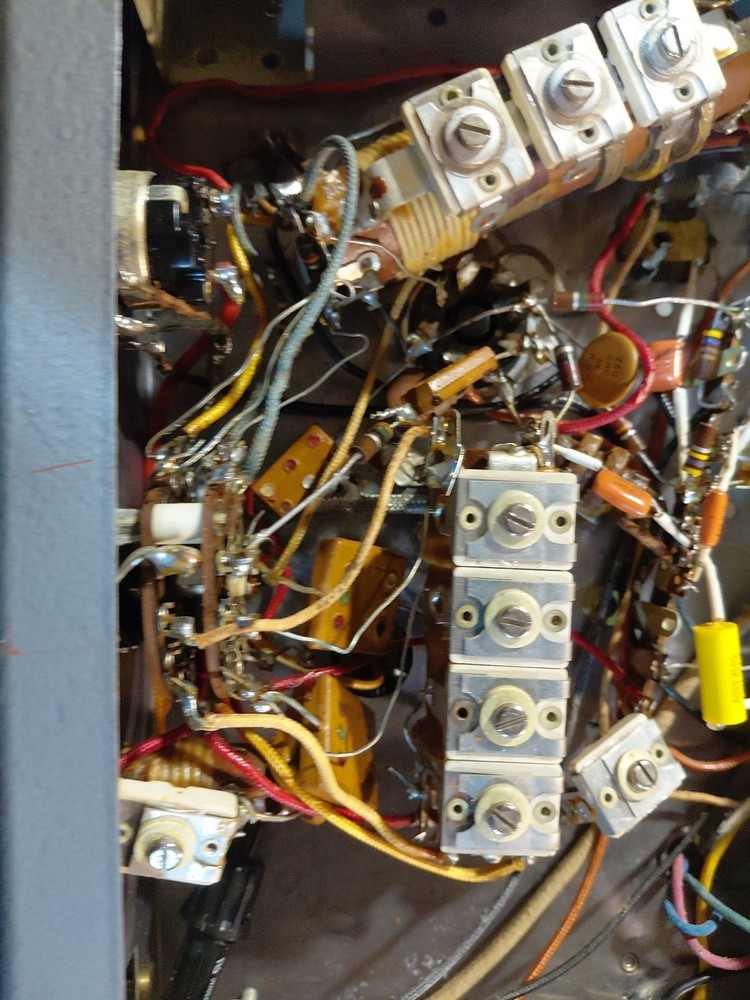 Hallicrafters S - 38D Rec. I WAS TOLD NEW TUBES AND RECAP Part Not Working