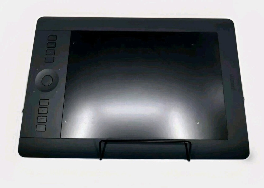 WACOM INTUOS Pro Medium Tablet ONLY Model PTH-651 Tested Working