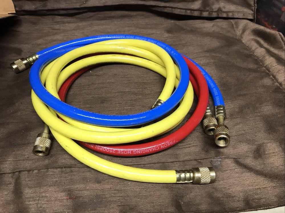 Interdynamics Professional Air Conditioning Manifold Gauge Set