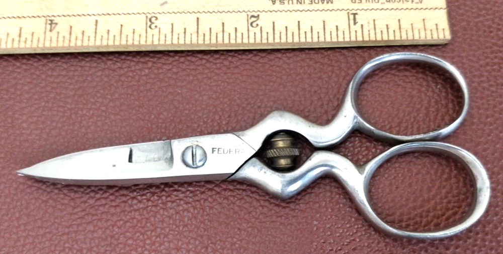 FEDERAL 174 Buttonhole Scissors - Vintage Button Hole Scissors
