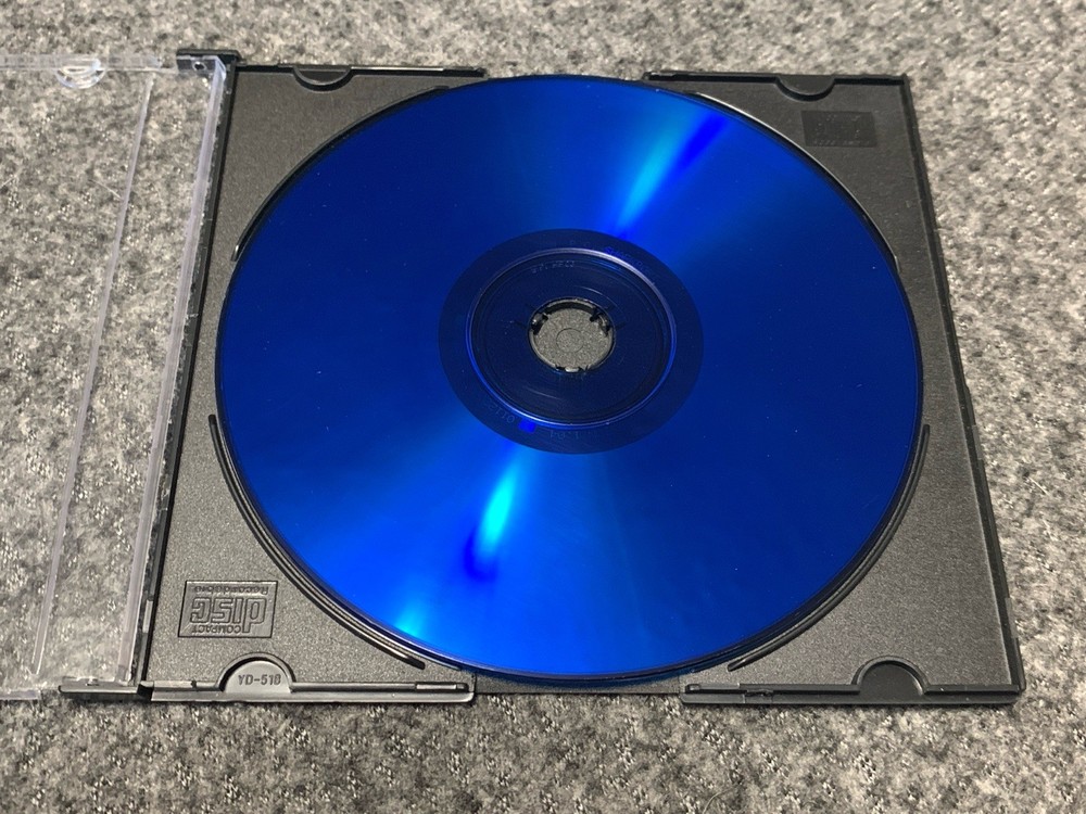 SharkPort Playstation 2 PS2 Code & Save Transfer Kit Disc Only 2001