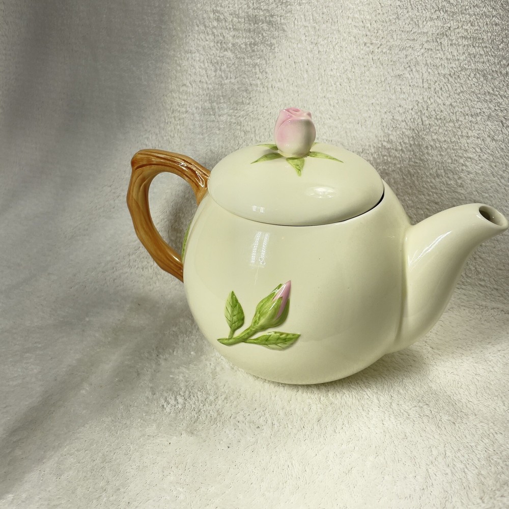 A Telaflora Gift Pink Rose Tea Pot