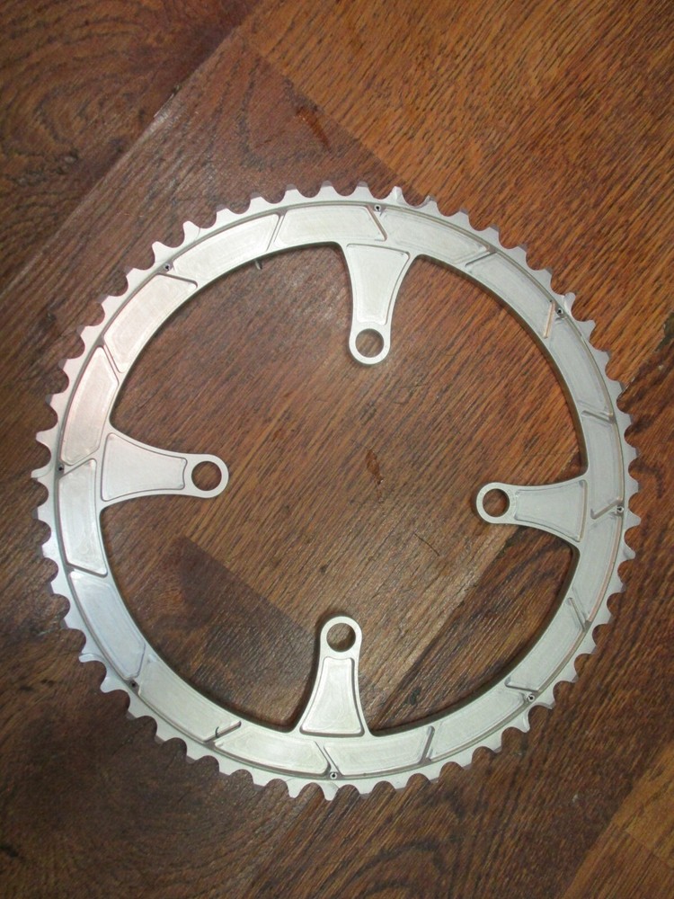 HIGH END ULTRALIGHT CNC 4 BOLT 104 BCD 52T CHAIN RING - SILVER