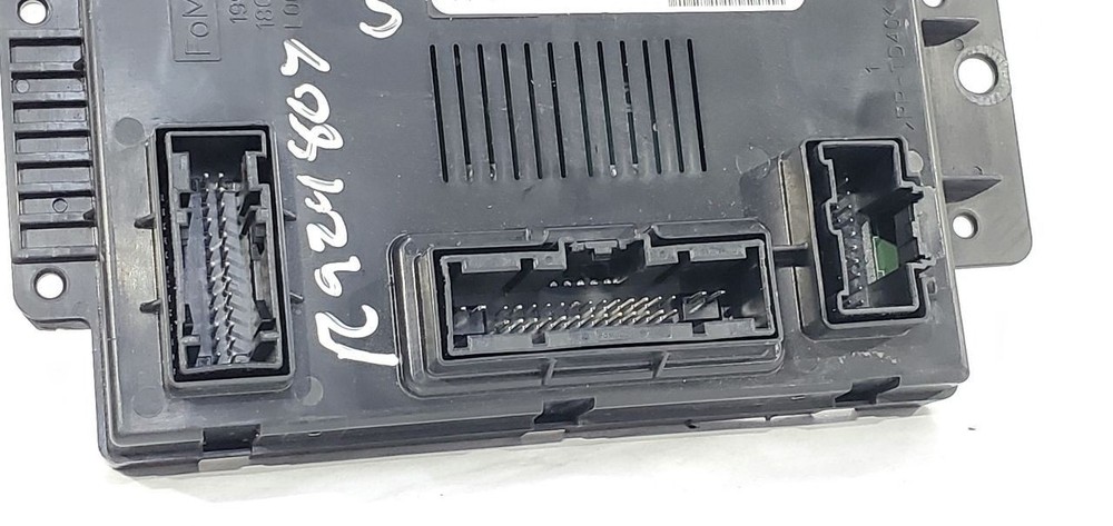 2016 2017 Ford Expedition OEM Dual Zone Temp Control Module FL1418C612CF