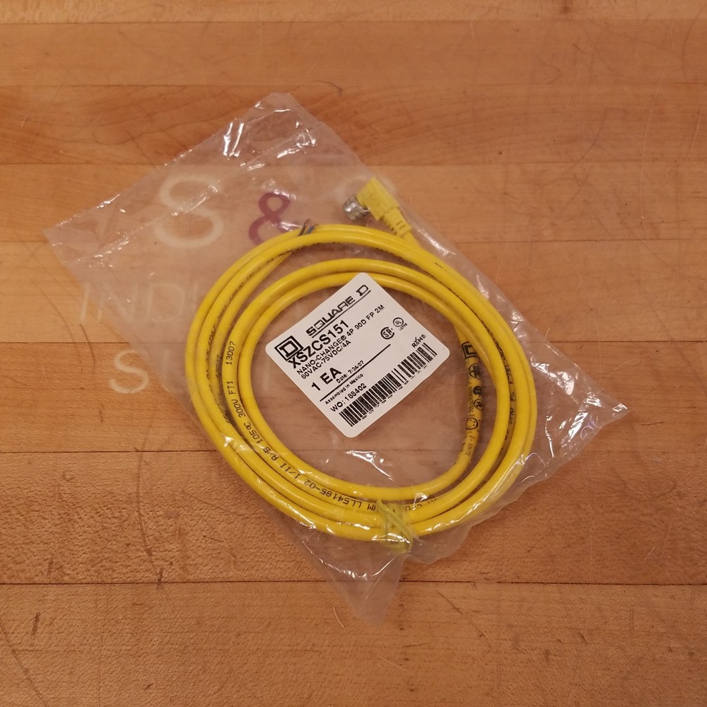 Square D XSZCS151 Right Angle, 4 Pin, 2M Cable - NEW