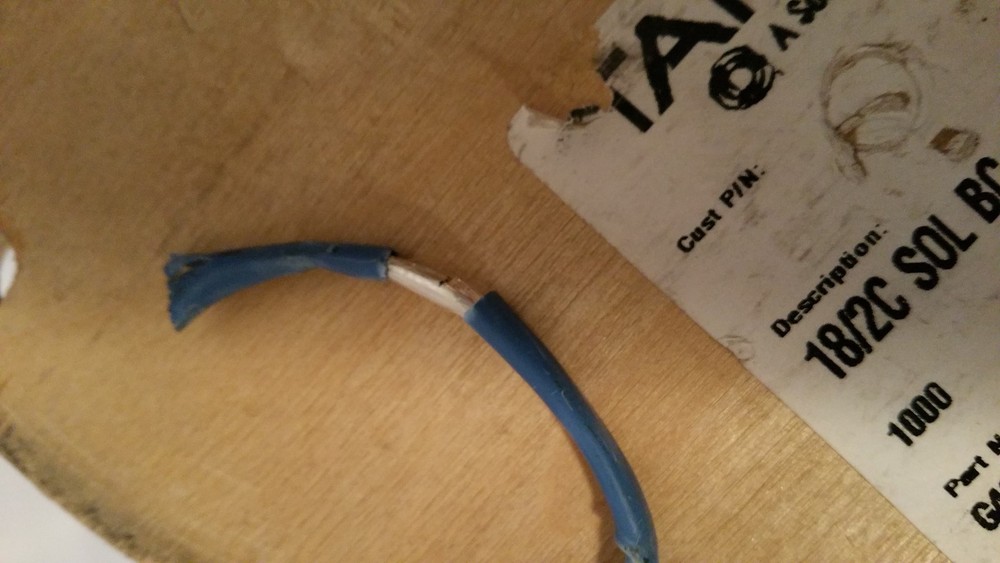 Southwire/Tappan G40006 18/2C Solid Shield Plenum Fire Alarm Cable Blue /100ft