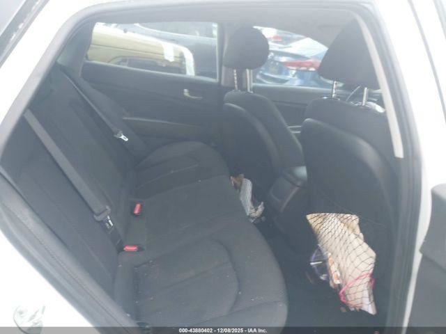 OPTIMAKIA 2019 Glove Box 4999303