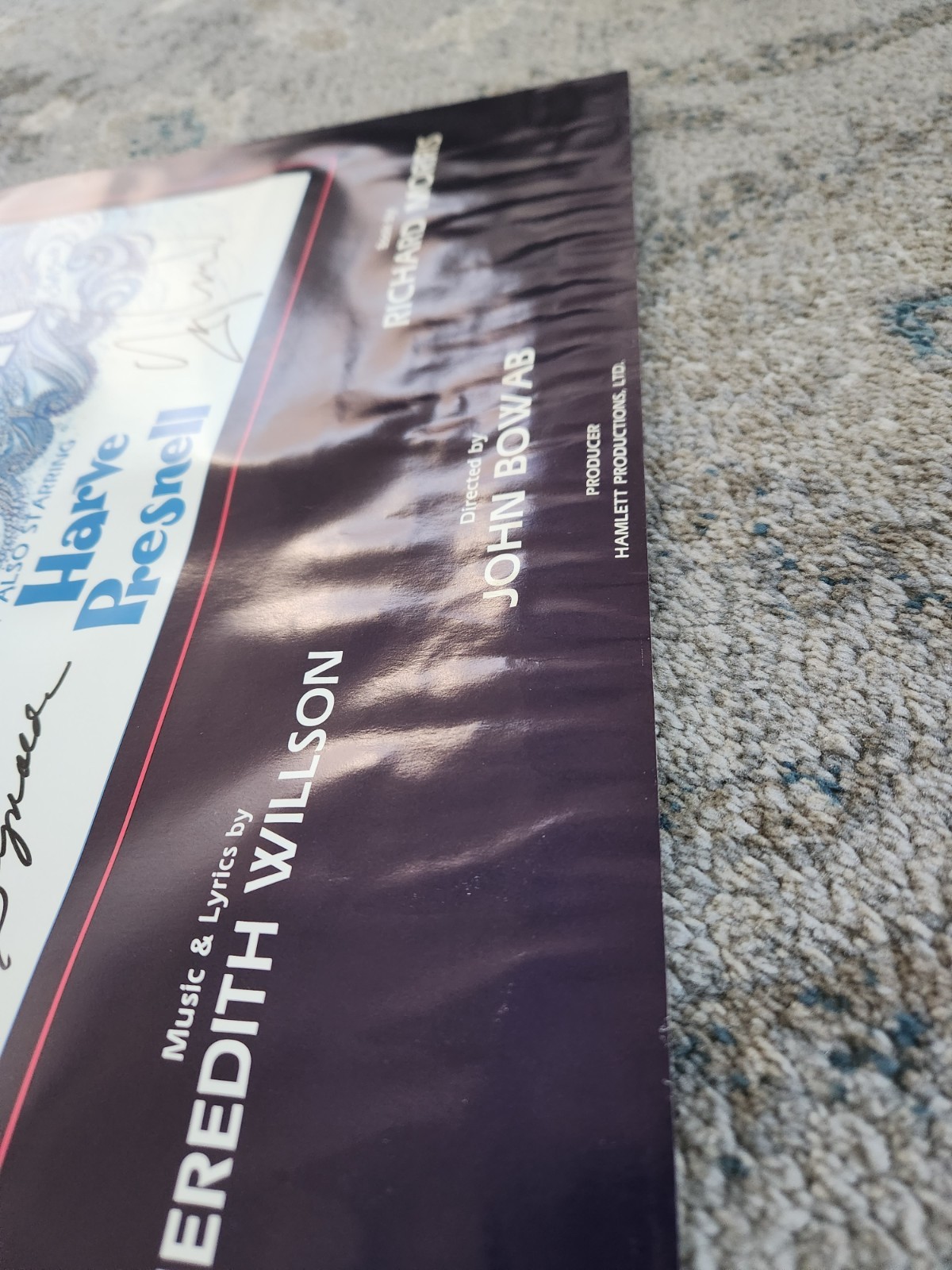 The Unsinkable Molly Brown 24 x 18 Poster Signed Debbie Reynolds Harve Presnell