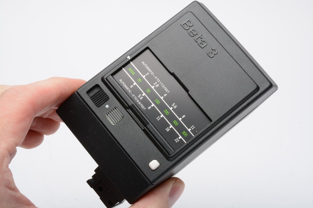 Rollei Beta 3 compact electronic flash, Mint- Condition