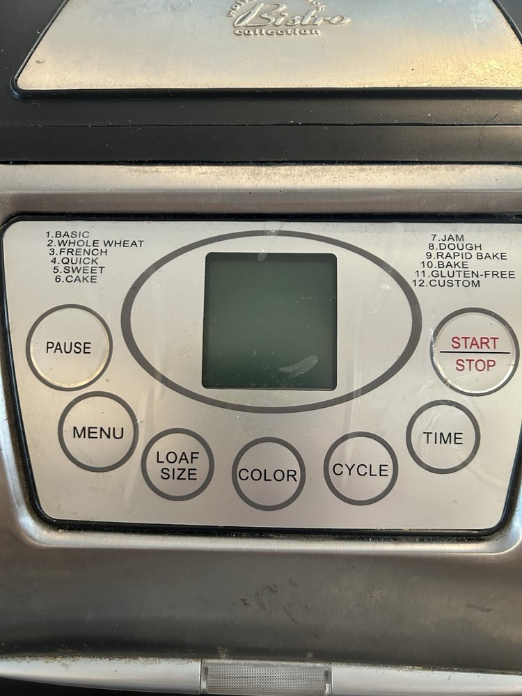 Wolfgang Puck Bistro Collection 2.5 Pound Breadmaker Bread Machine Model BBME025