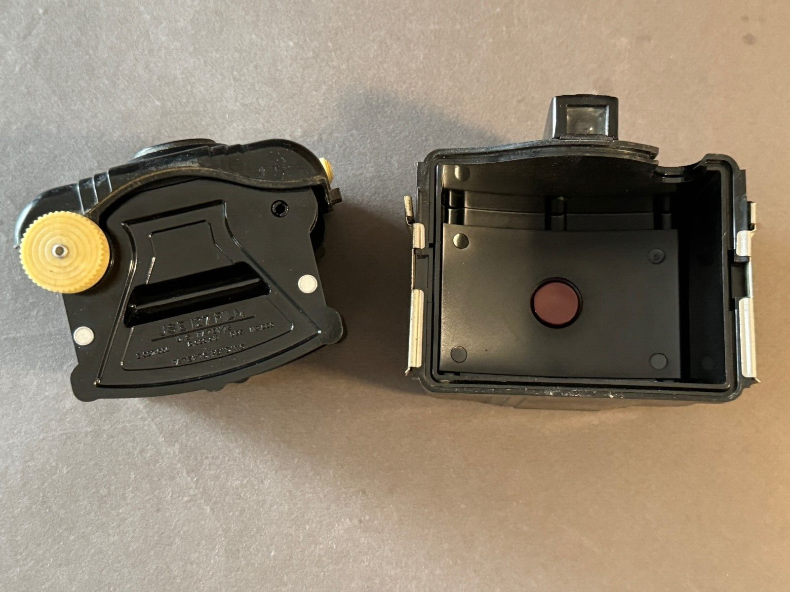 MID CENTURY DECO LOOK BROWN KODAK BABY BROWNIE SPECIAL VINTAGE CAMERA UNTESTED