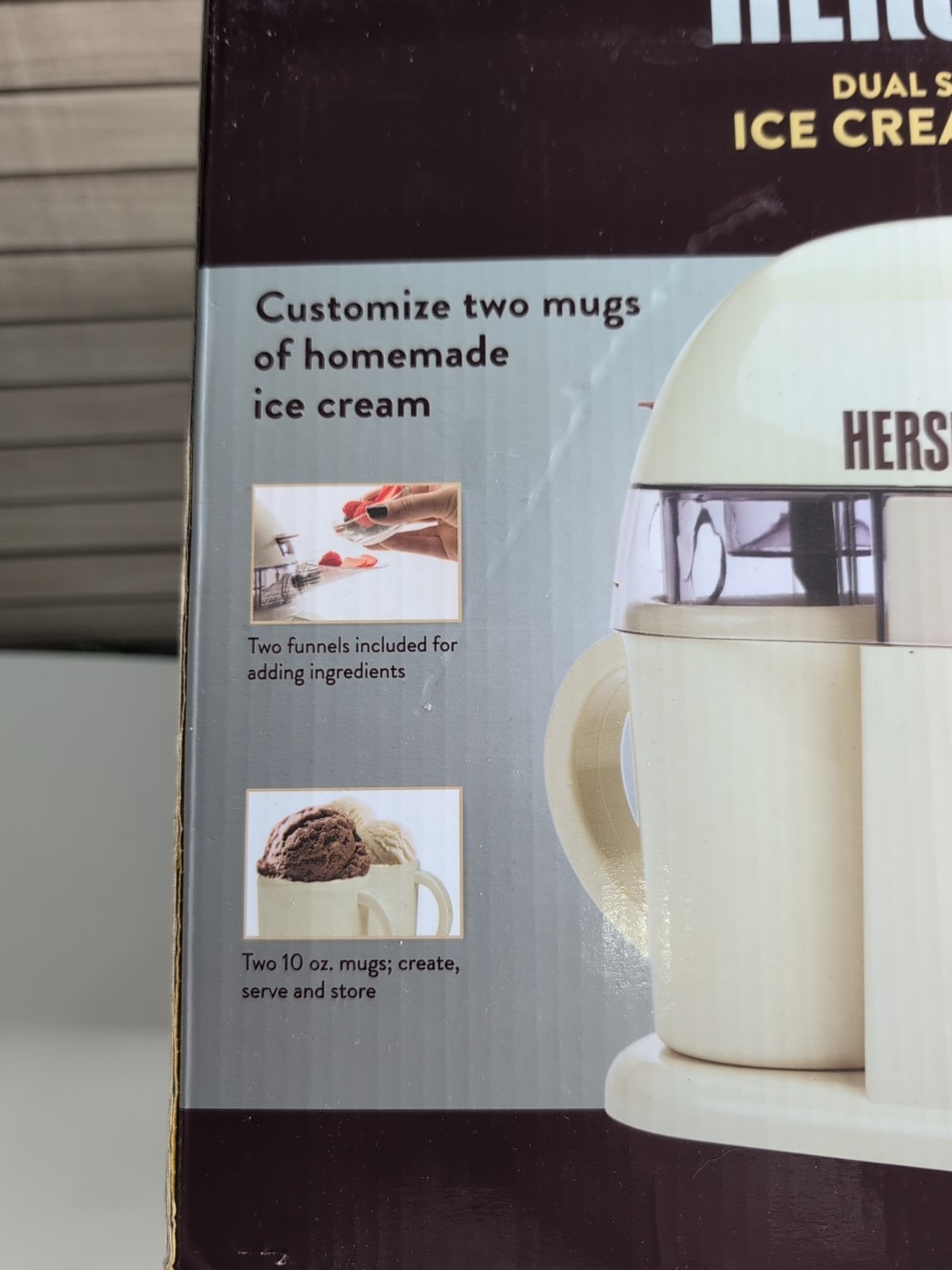 Hershey's Dual Single Serve Ice Cream Maker IC13887 New In Box w/ Cups