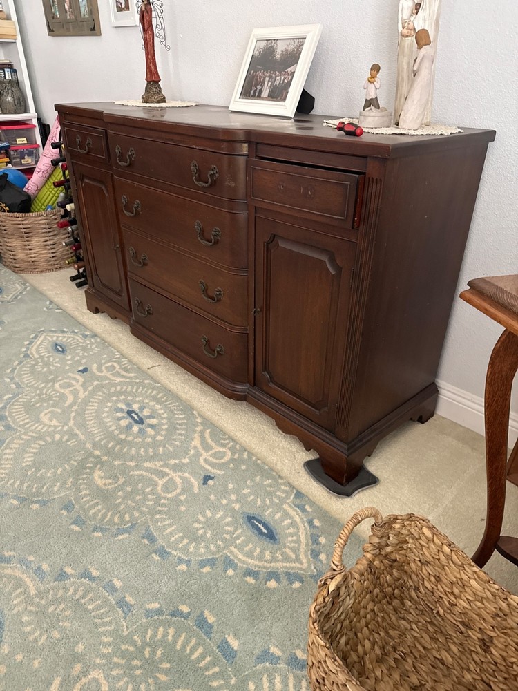 Georgetown gallery mahogony buffet/sideboard