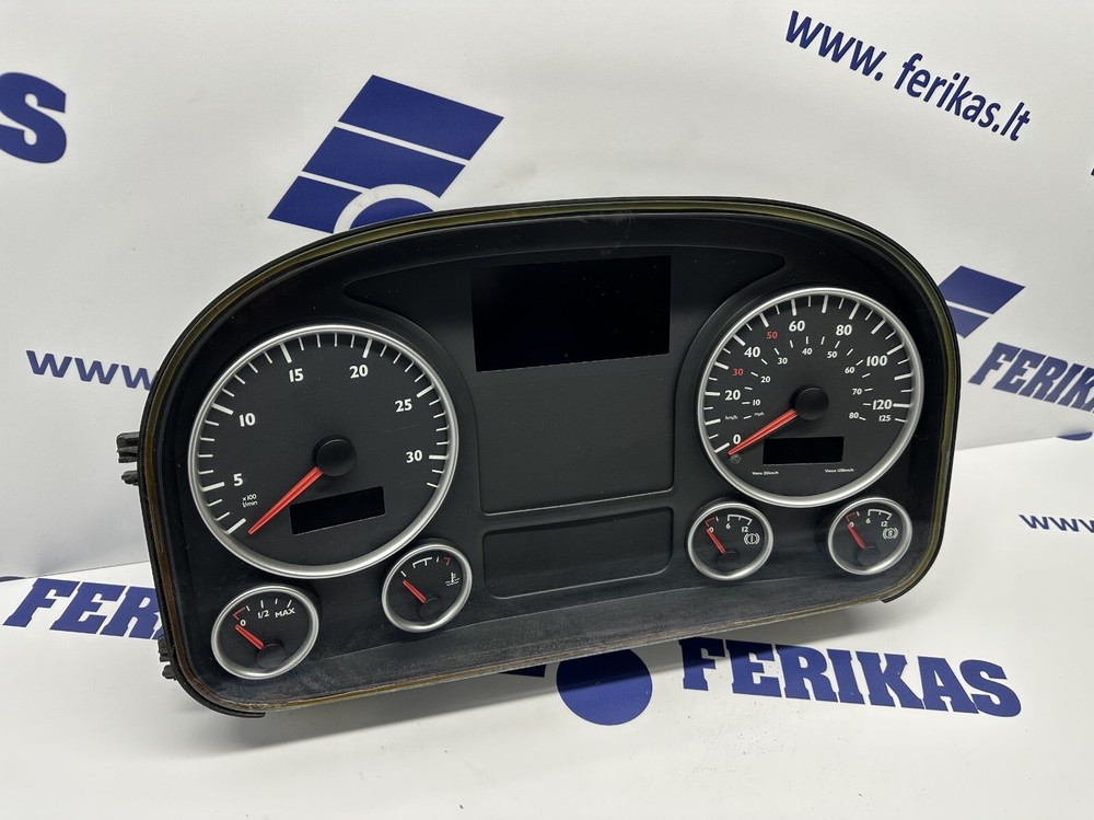 MAN instrument cluster, speedometer 81272026236
