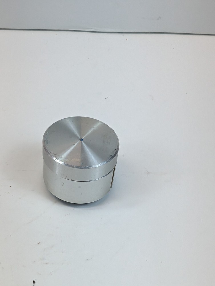 Realistic 31-2005 Stereo Frequency Equalizer - Output Level Volume Knob OEM