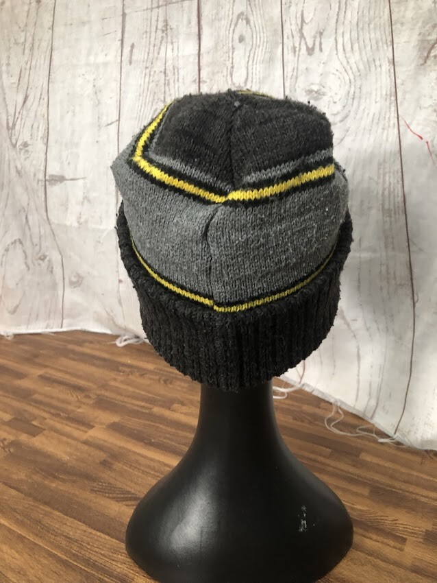 BATMAN DC Comics Gray/Black Beanie Hat Rolled One Size