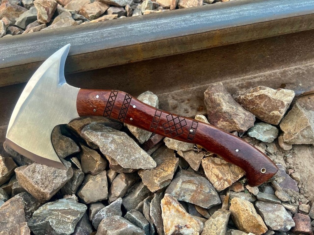 Custom Tomahawk Axe – Viking Handmade Carbon Steel Tactical Throwing Axe