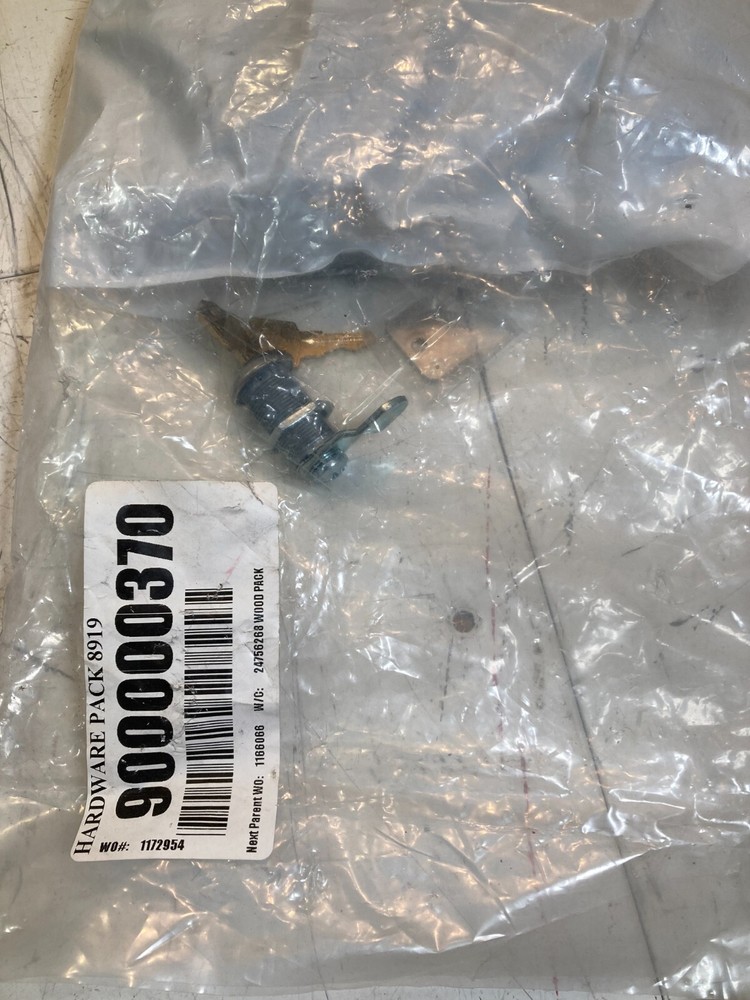 Safco Presentation Stand #8919 HARDWARE PACK ONLY (M4)