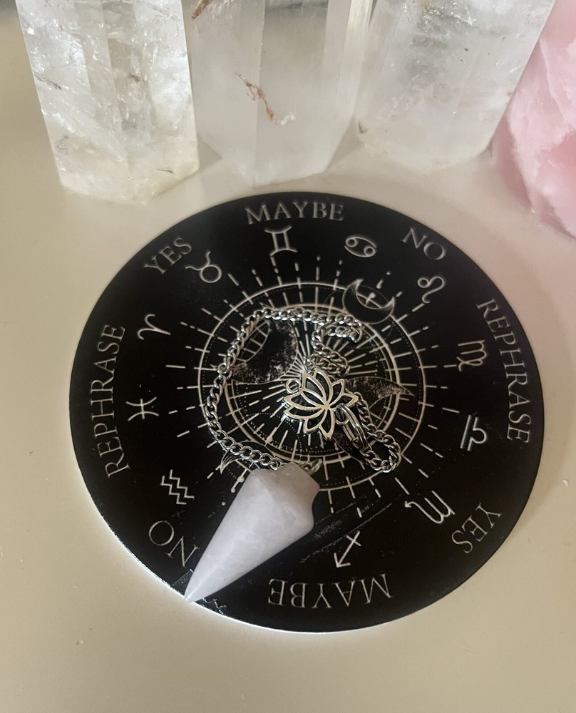 New Snow quart stone pendulum with board