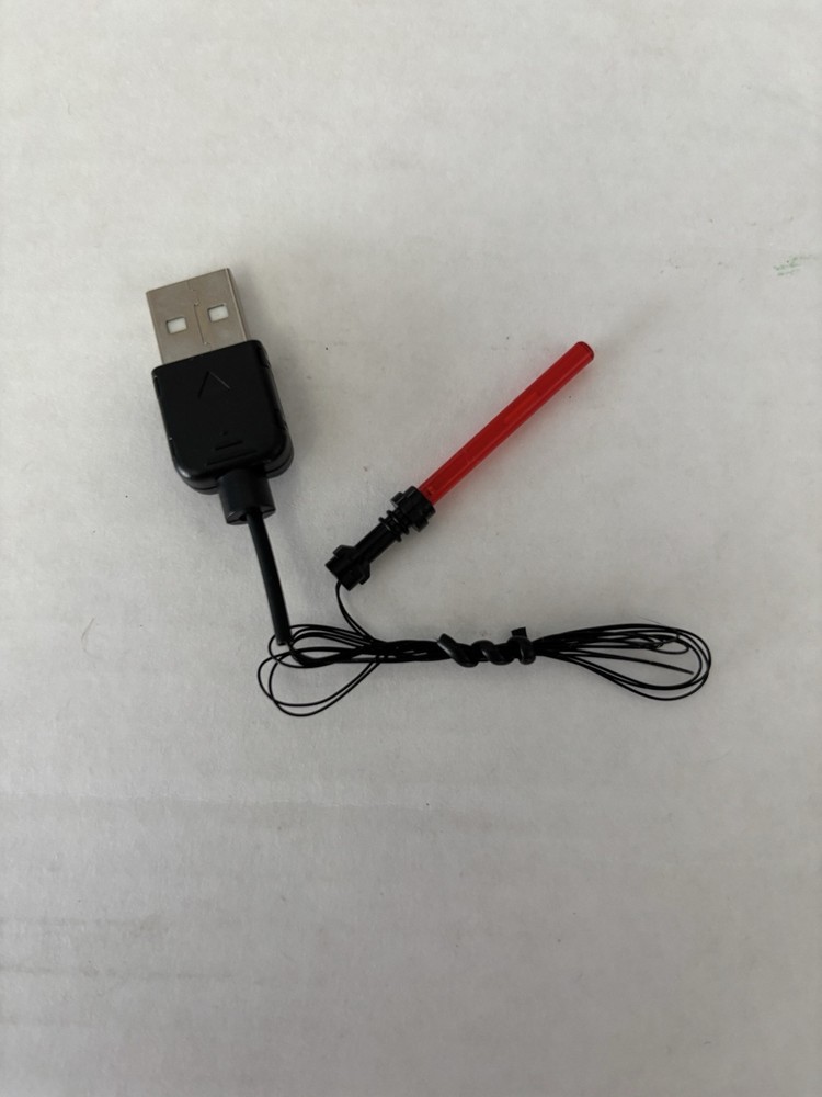 Light-Up Minifigure Lightsaber (Red)