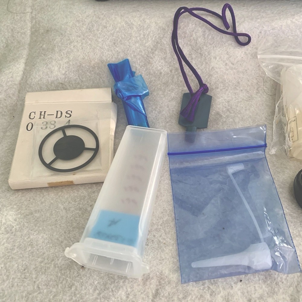 Olympus CHB-001 Model Microscope 4 Objectives w Manual Case Accessories EUC