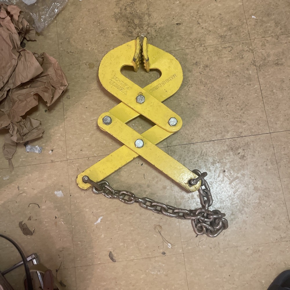 ULINE H-127 PALLET PULLER