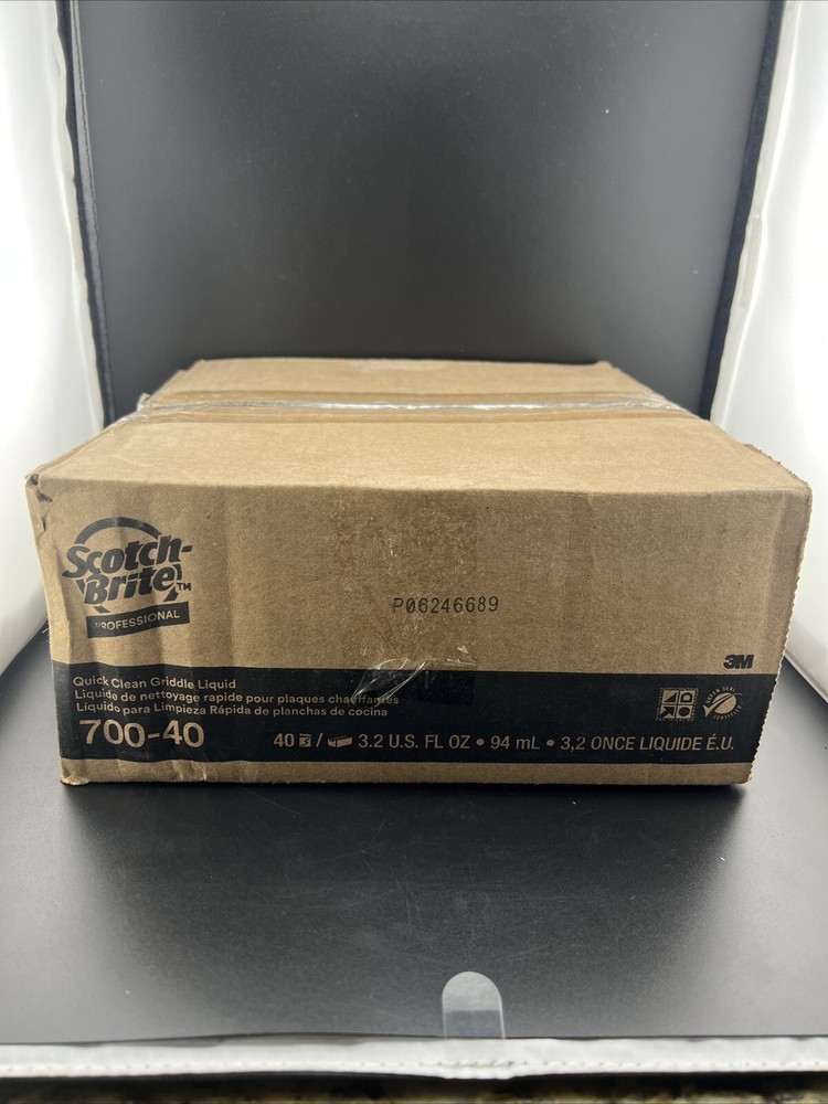 Scotch Brite 700 3M Professional Grade Quick Clean Griddle Liquid 40 Pack