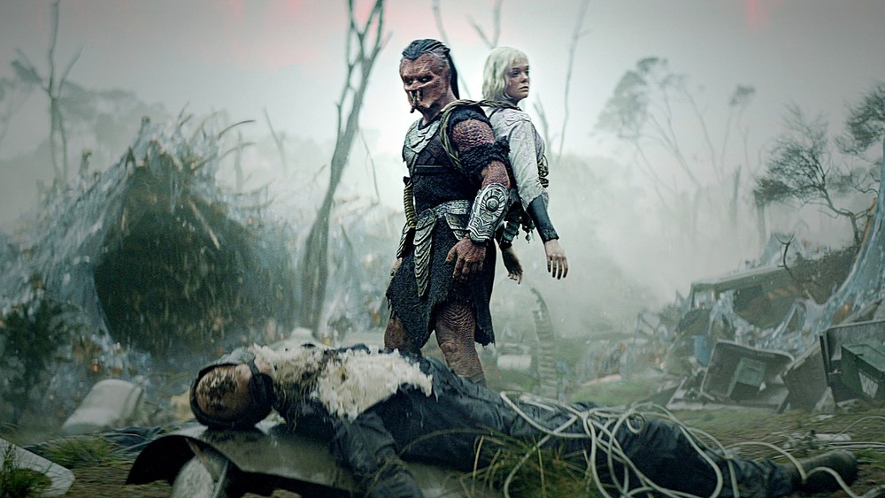 Predator: Badlands (Blu-ray + Digital)