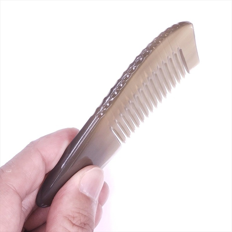 Yellow Buffalo Horn Comb (Small, 10cm)