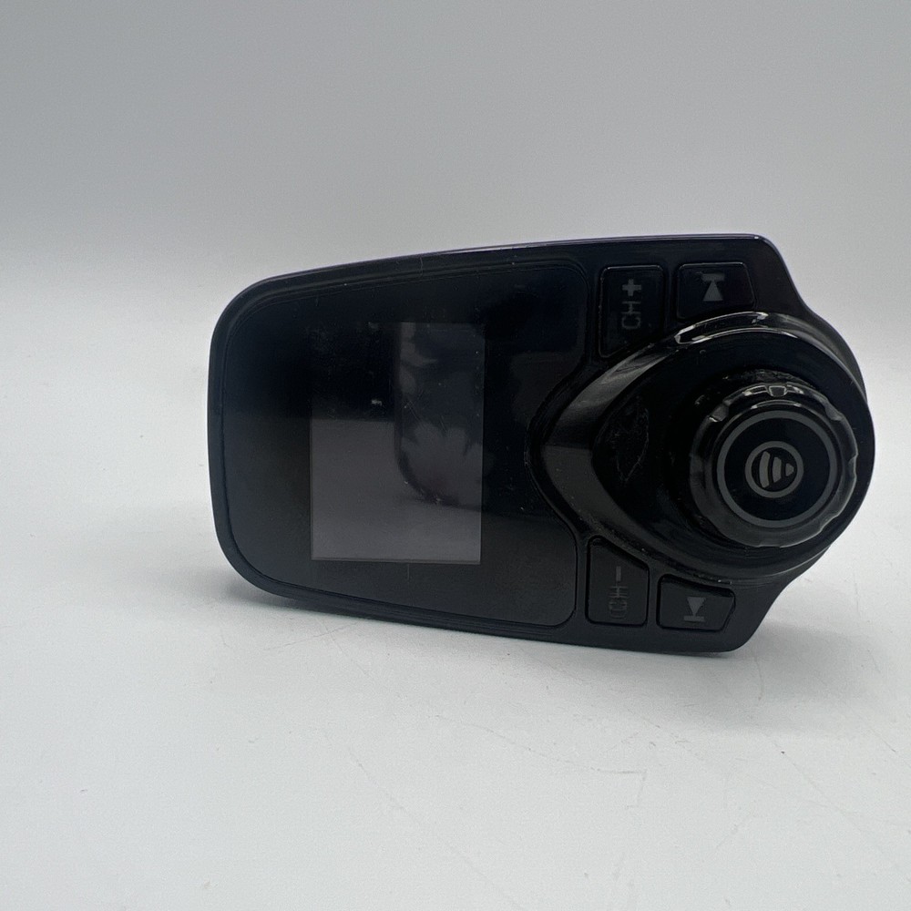 Wireless In-Car Bluetooth FM Radio Adapter Car Kit w/ 1.44'' USB Car Charger