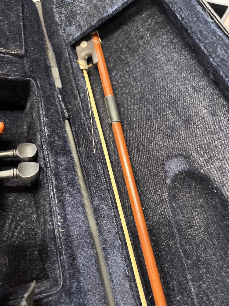 Etude Student Violin with Bow and Case UNTESTED