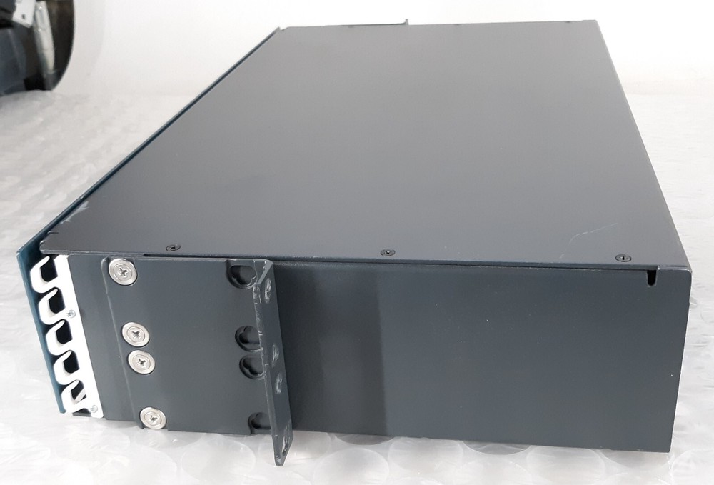 Cisco 15454-PP-MESH-8=V00 8-Degree Patch Panel w/ Ears