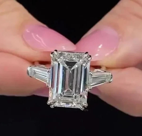 IGI 5Ct Emerald Cut E/VS1 Lab Grown Diamond Engagement Ring Solid 14K White Gold