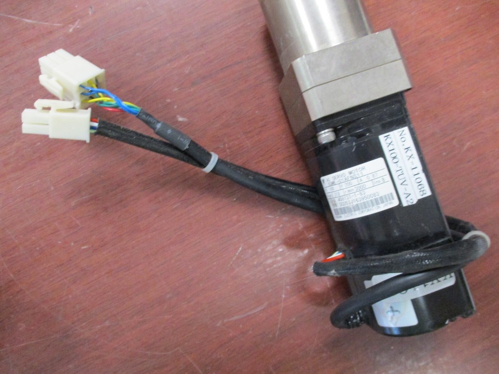 YASKAWA SGME-01AFNS11 AC Servo Motor