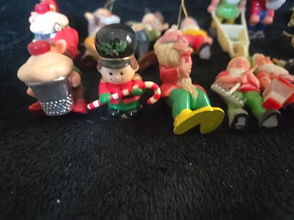 Gnome Ornaments And Figurines