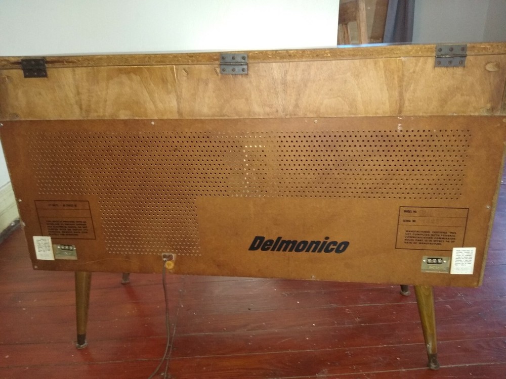 Delmonico stereo vintage
