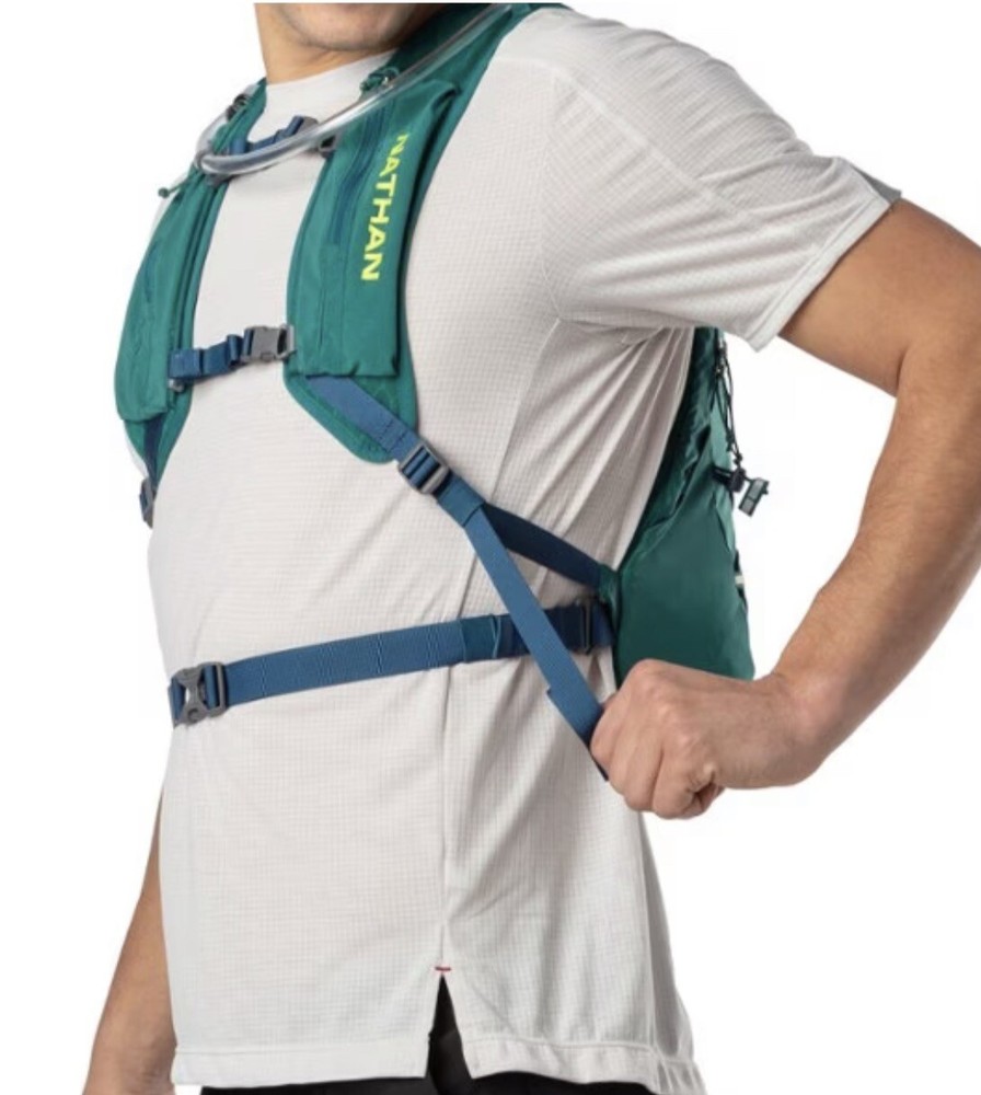 Nathan Crossover 10 L Hydration Vest