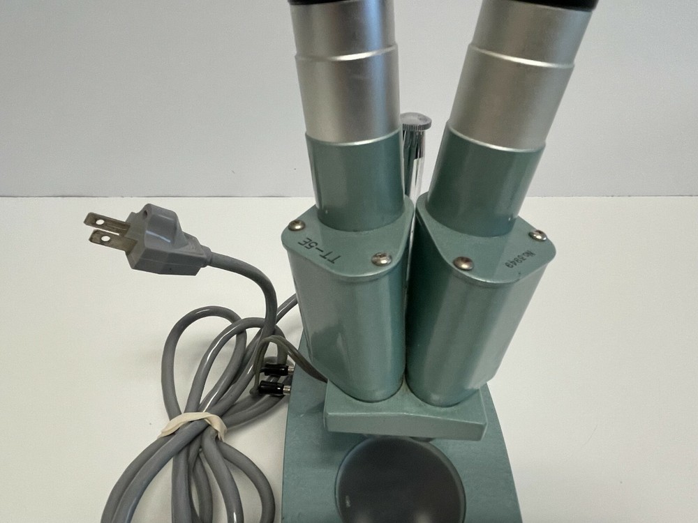 Vintage Ken-A-Vision Microscope with Eyepieces